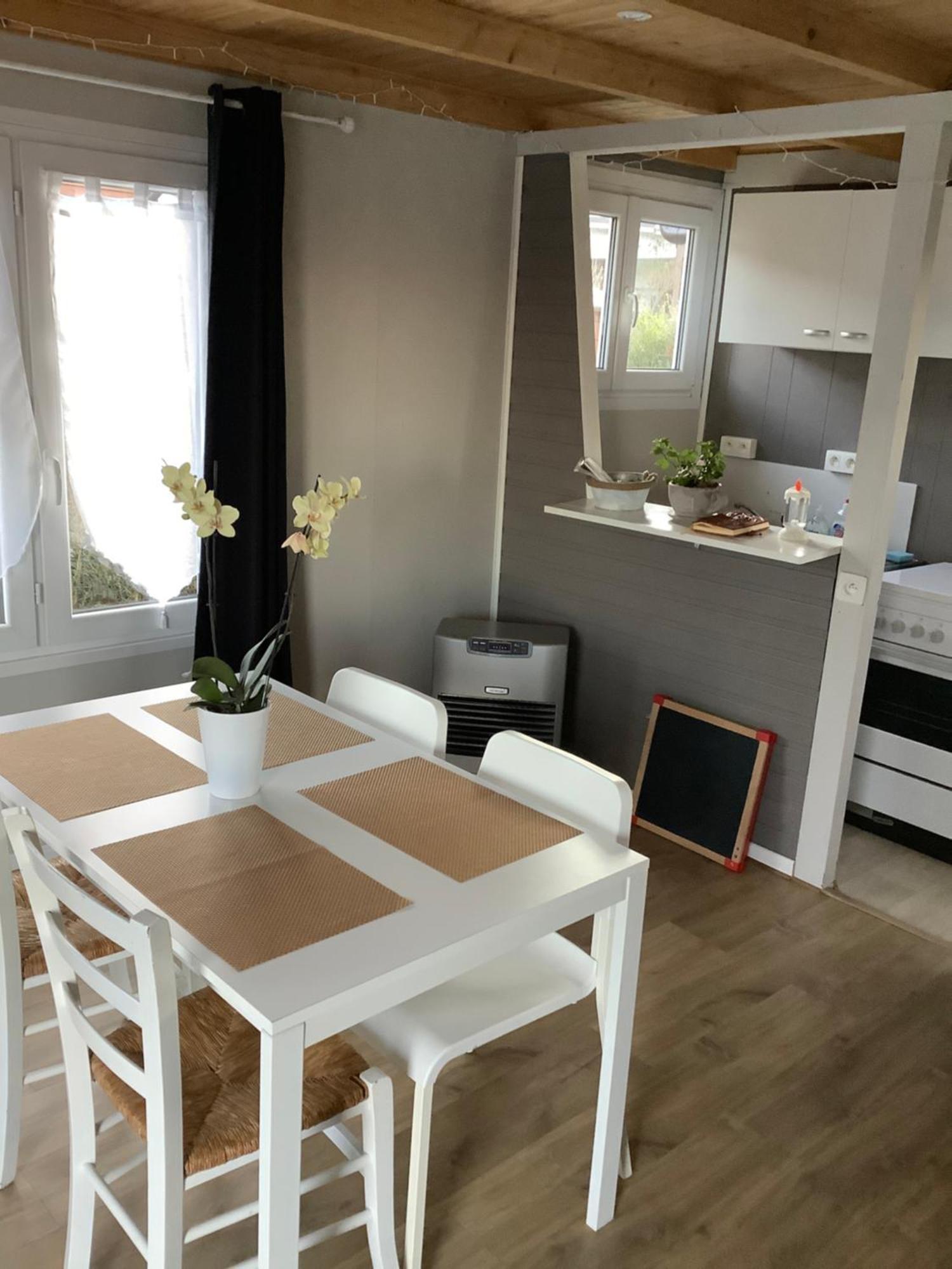 Chalet Charmant Monika Avec Piscine Yvoir Exteriör bild