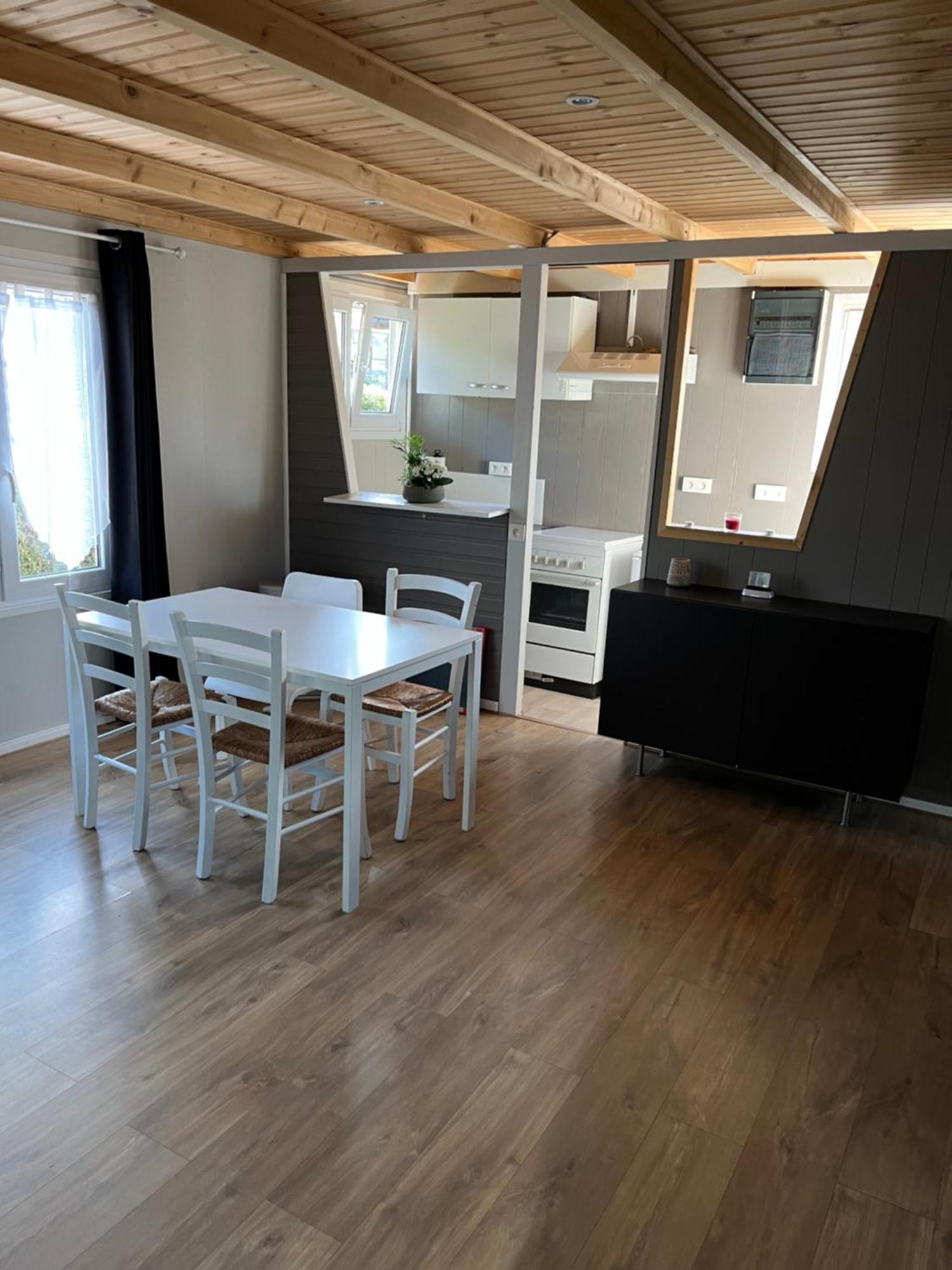 Chalet Charmant Monika Avec Piscine Yvoir Exteriör bild