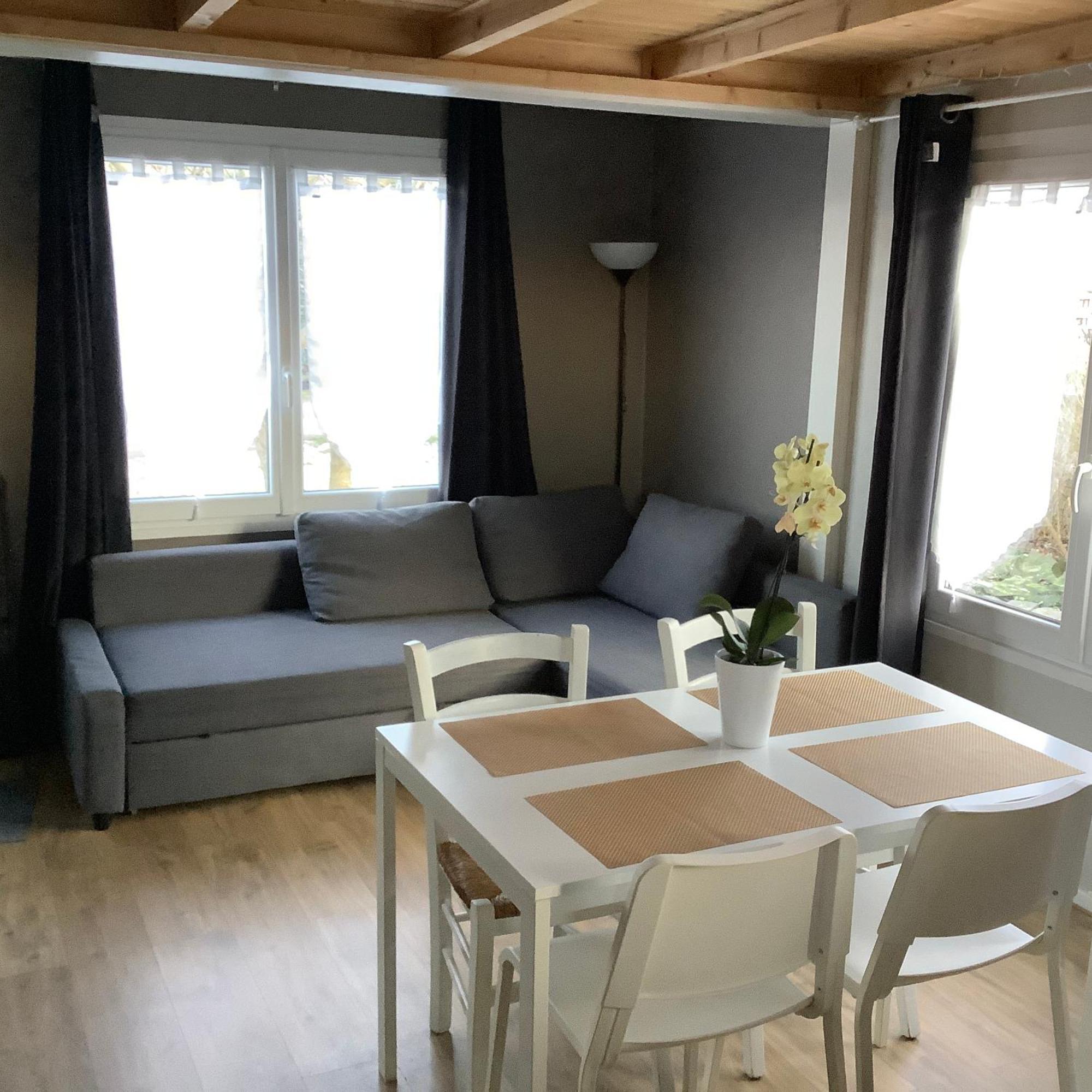 Chalet Charmant Monika Avec Piscine Yvoir Exteriör bild